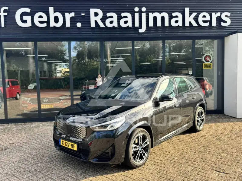 2023 BMW iX