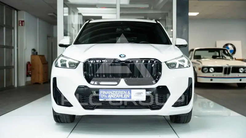 2023 BMW iX