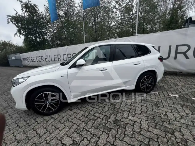 2023 BMW iX
