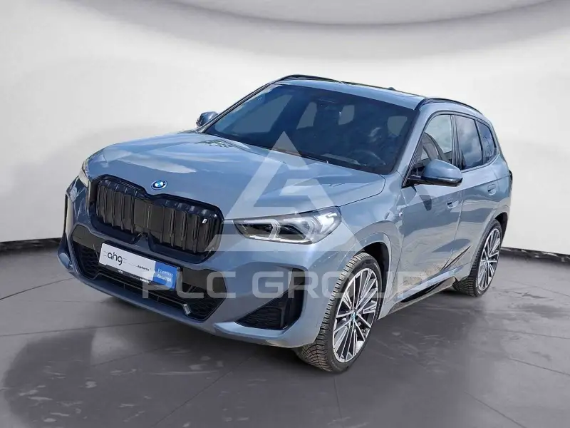 2023 BMW iX