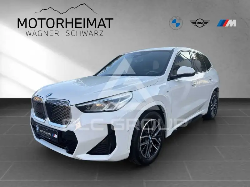 2023 BMW iX