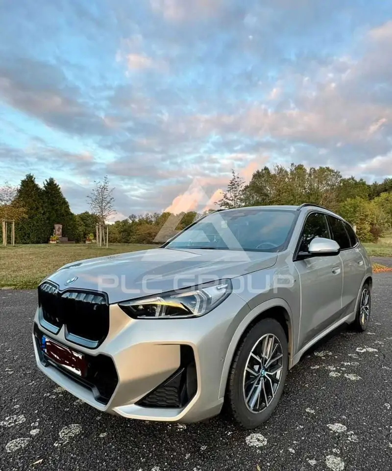 2023 BMW iX