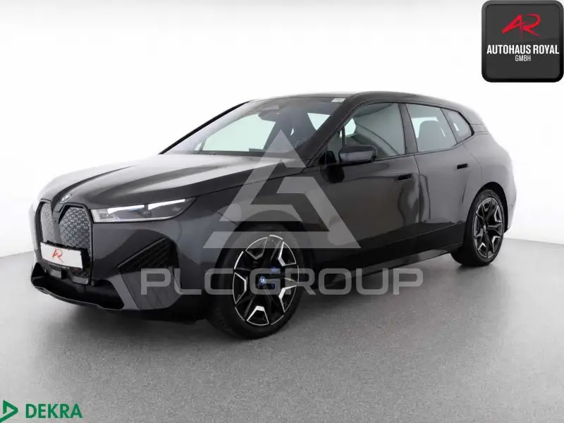 2023 BMW iX