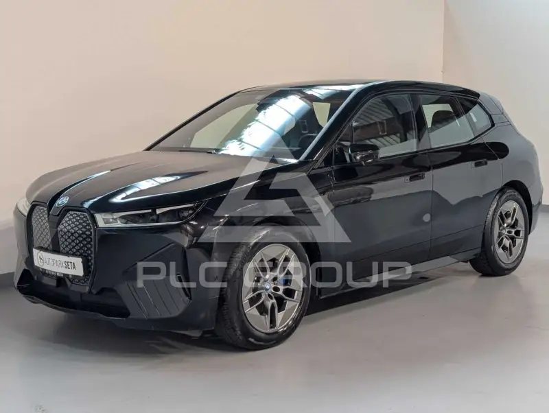 2023 BMW iX