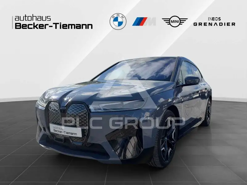 2023 BMW iX