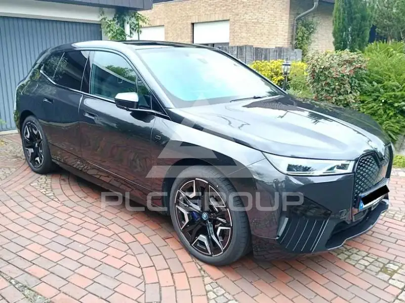 2023 BMW iX