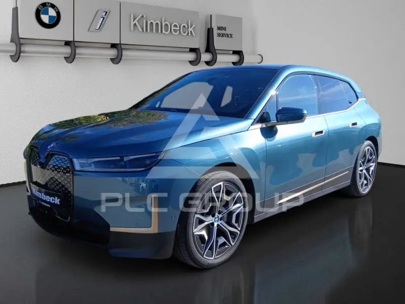 2023 BMW iX