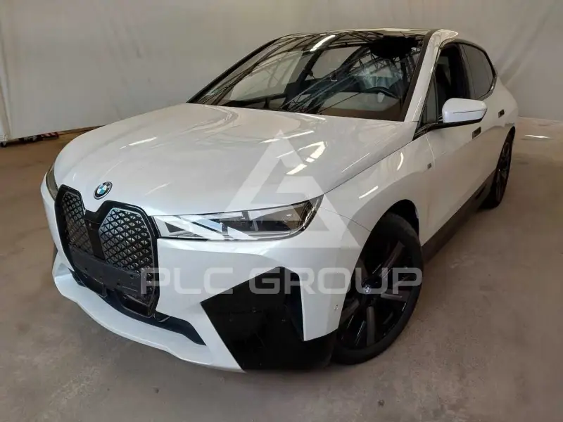 2023 BMW iX
