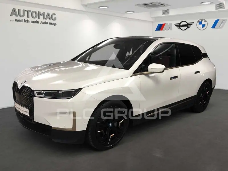 2023 BMW iX