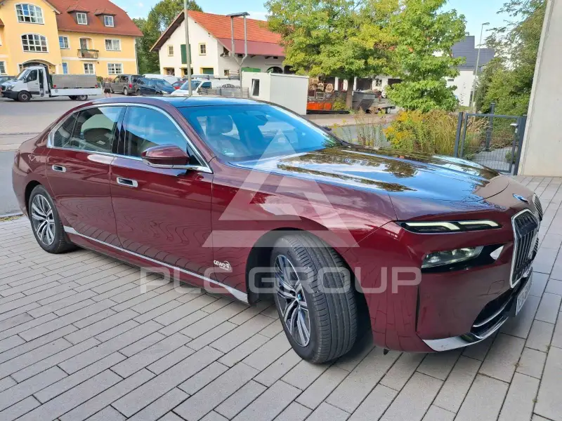 2023 BMW I7