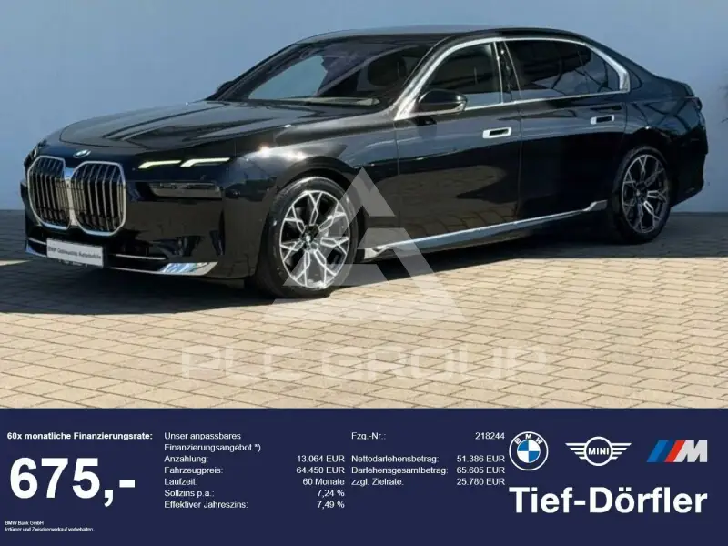 2023 BMW 740