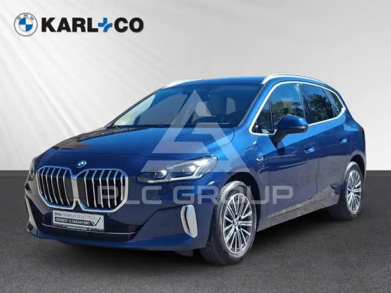 2023 BMW 230