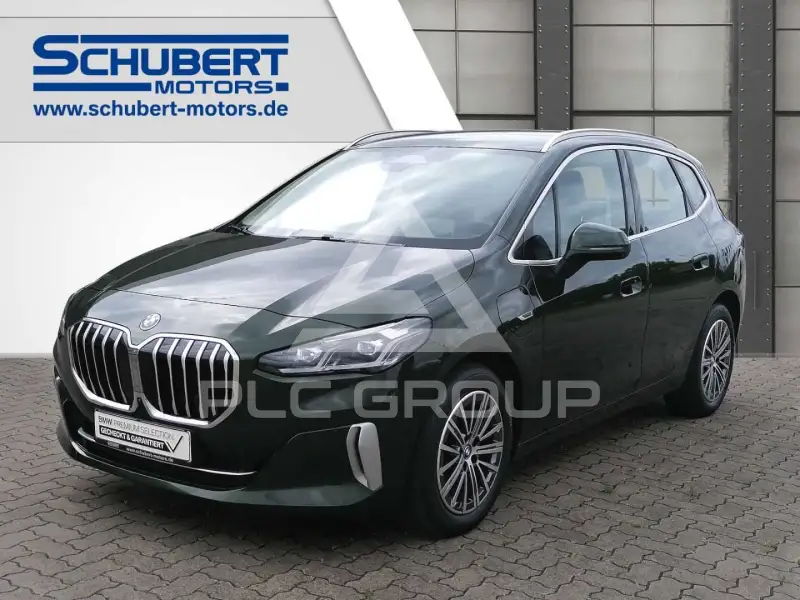 2023 BMW 230