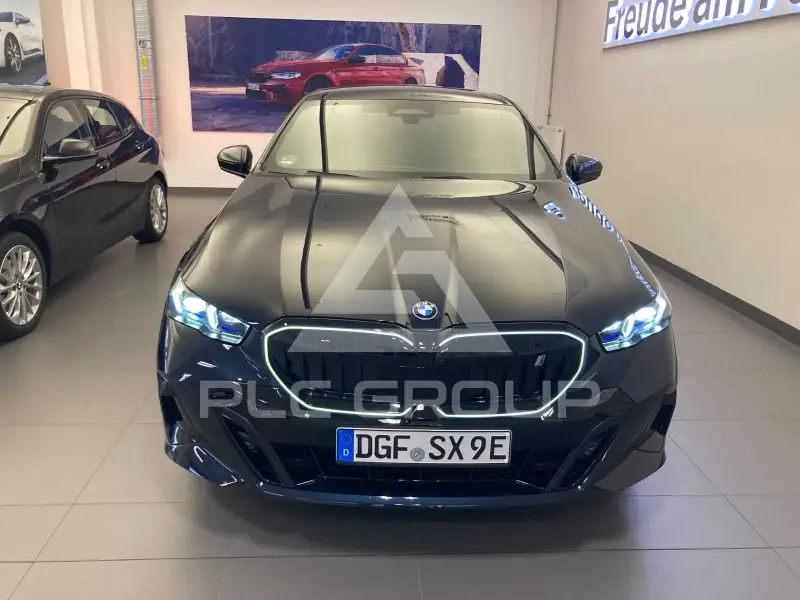 2023 BMW I5
