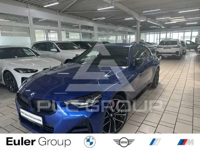2023 BMW 220