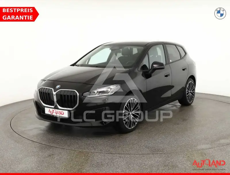 2023 BMW 220