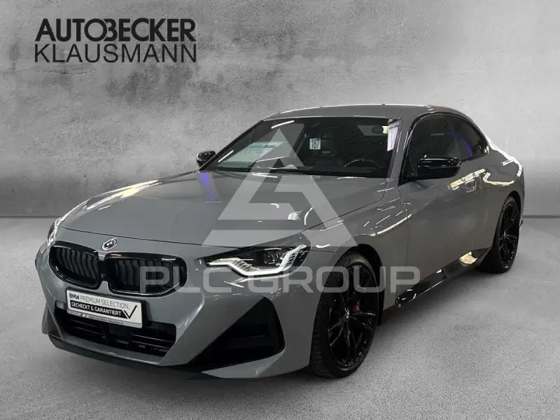 2023 BMW 220