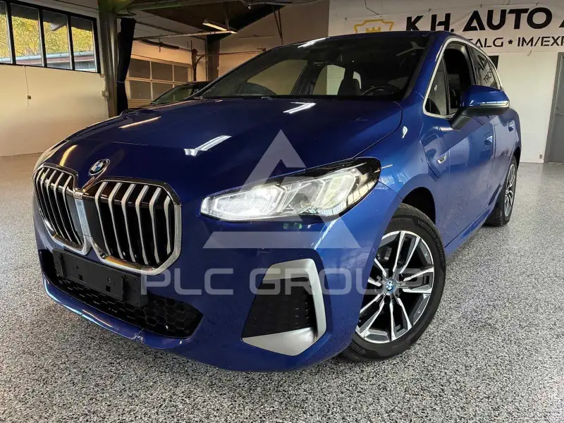 2023 BMW 225