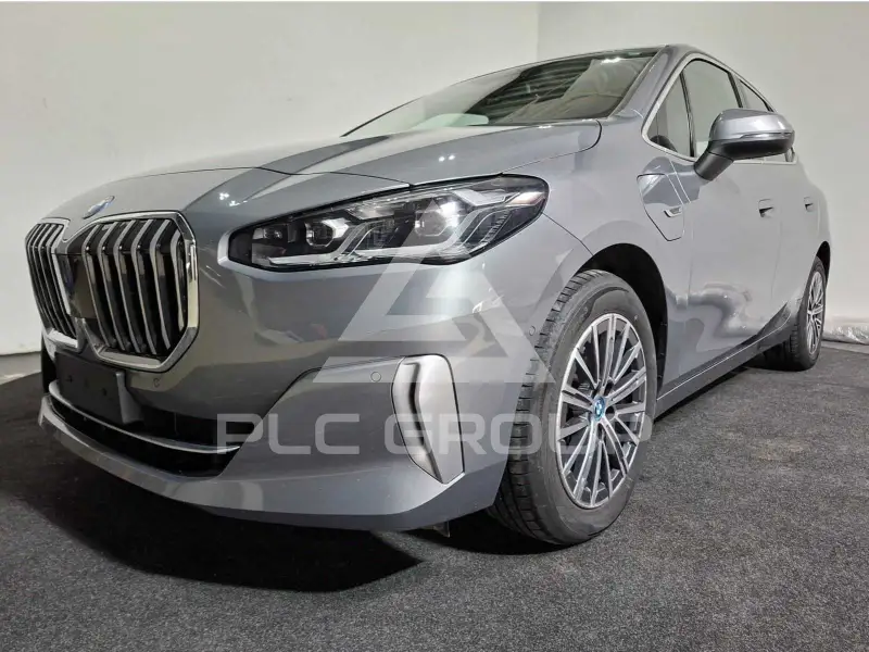2023 BMW 225