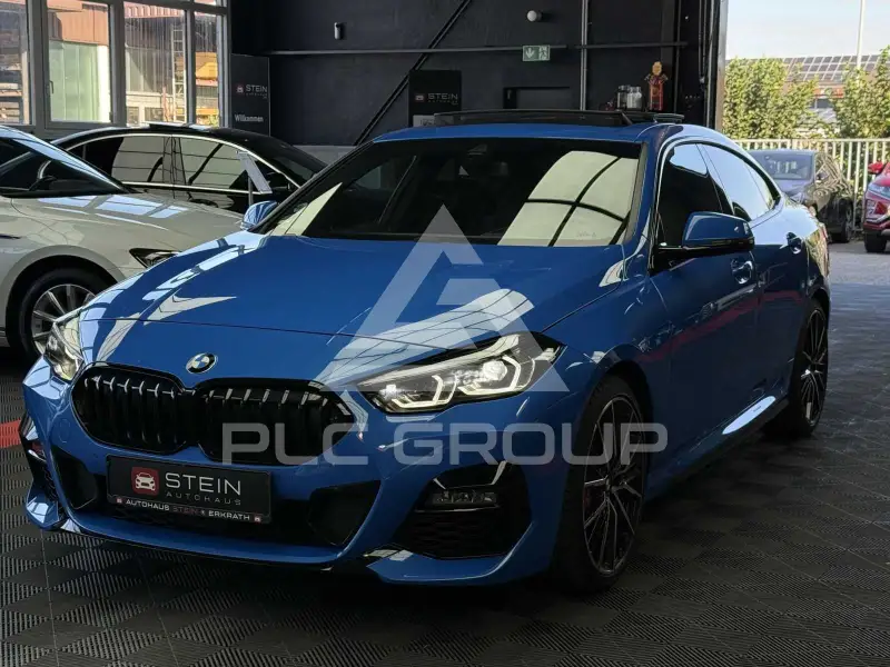 2023 BMW 220