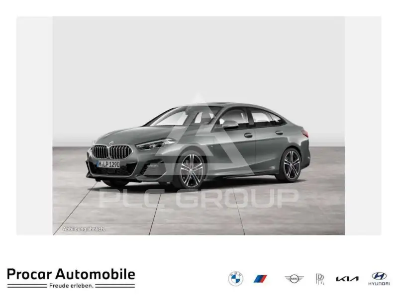 2023 BMW 220