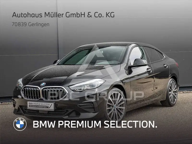 2023 BMW 220