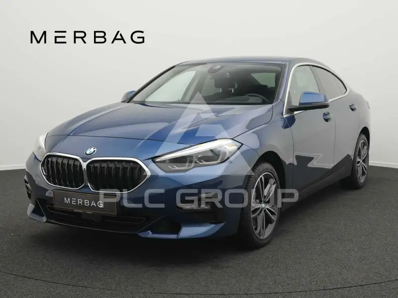 2023 BMW 220