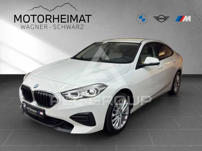 2023 BMW 220