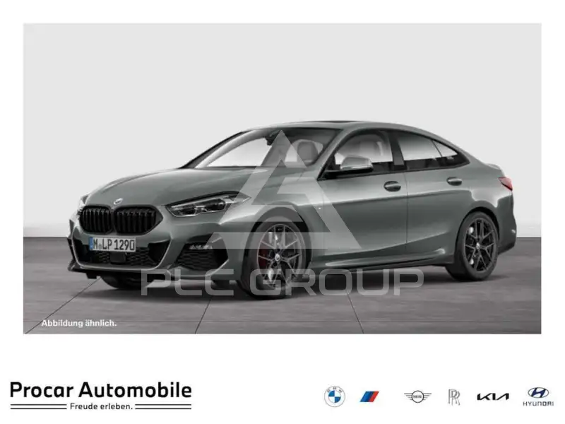 2023 BMW 220