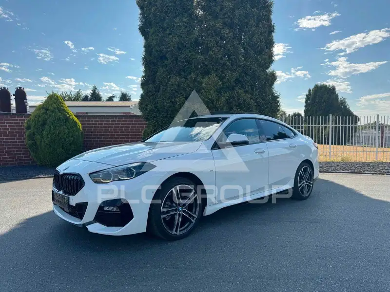 2023 BMW 218
