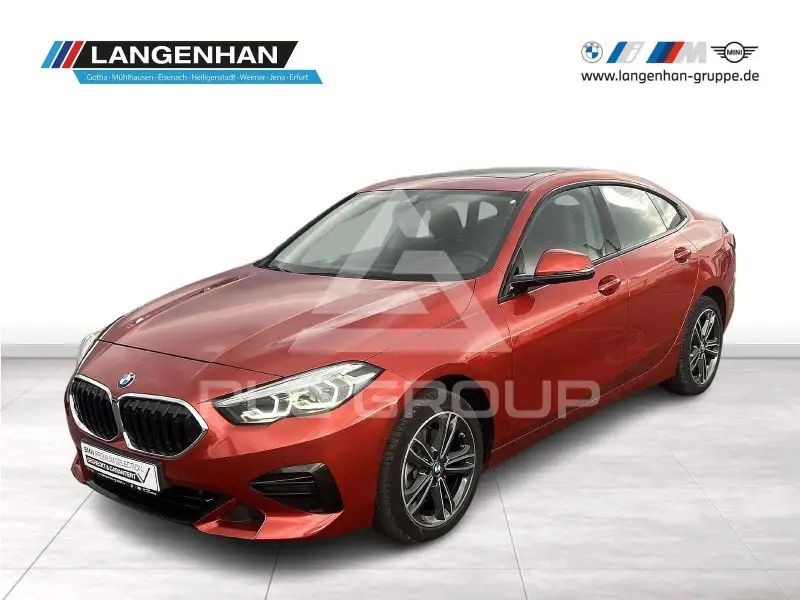 2023 BMW 218