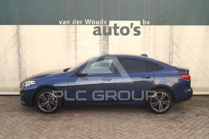 2023 BMW 218