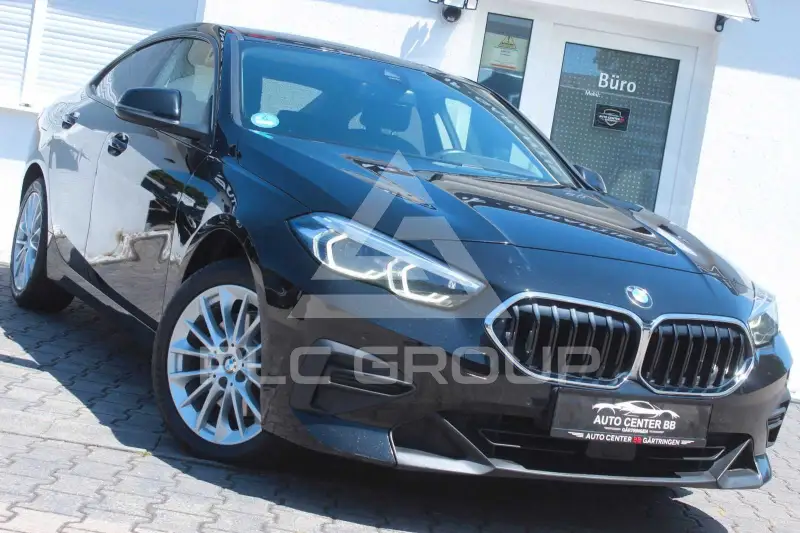 2023 BMW 218