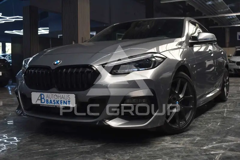2023 BMW 218