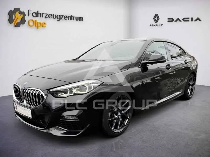 2023 BMW 218
