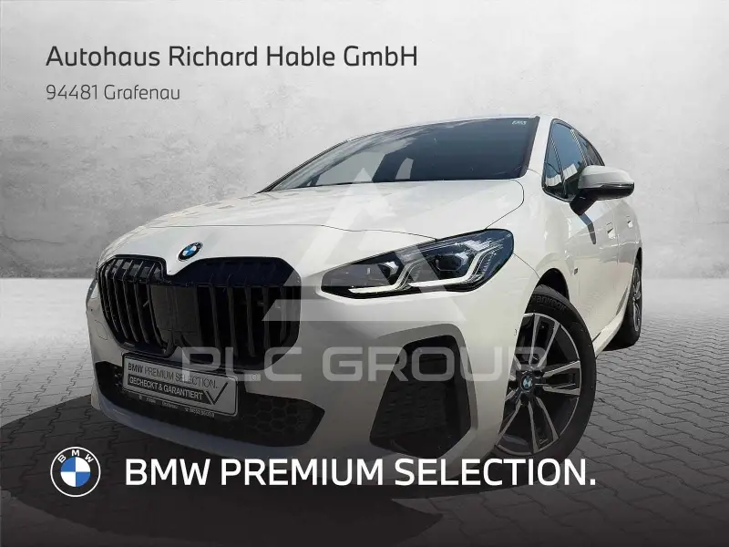 2023 BMW 223