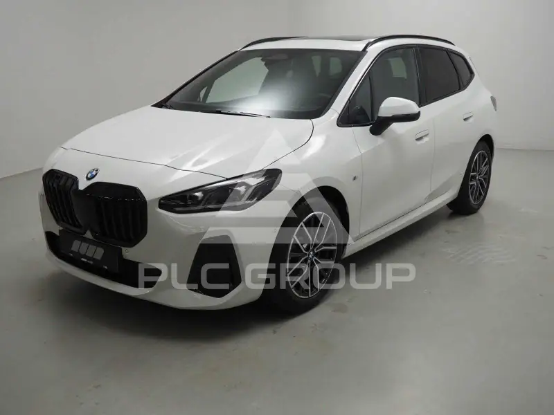 2023 BMW 223