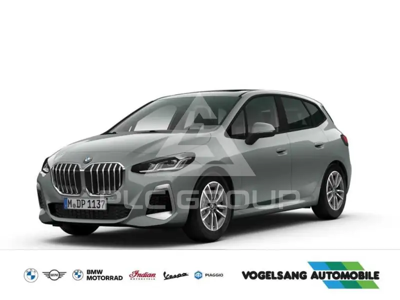 2023 BMW 223