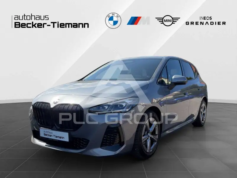 2023 BMW 223