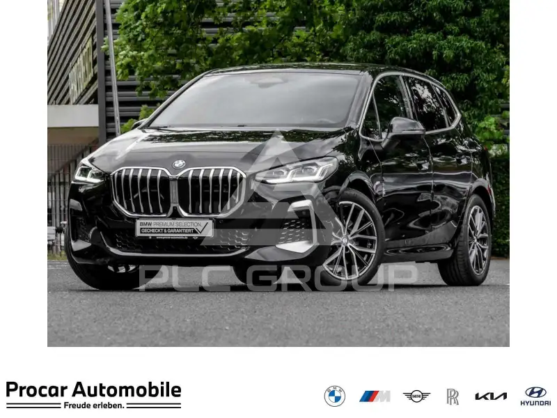 2023 BMW 223