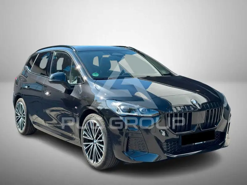 2023 BMW 223