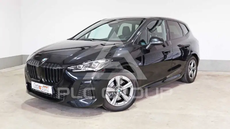 2023 BMW 223