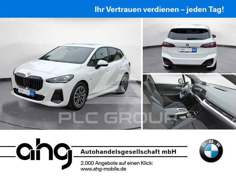 2023 BMW 223