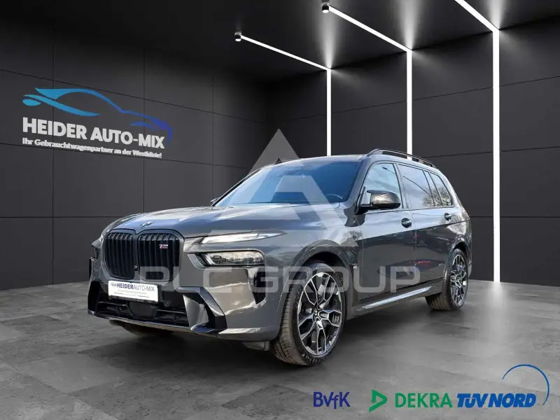 2023 BMW X7
