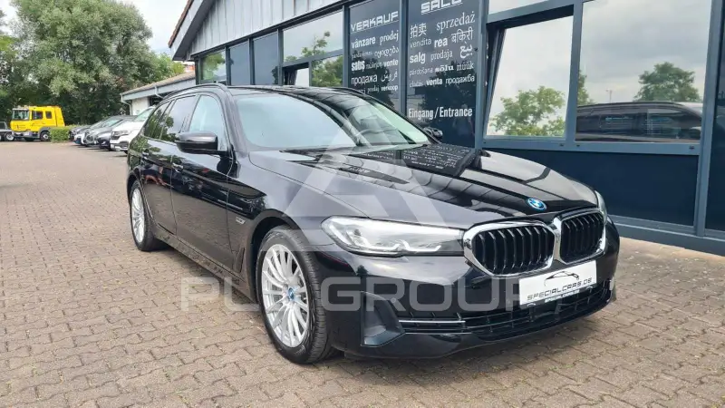 2023 BMW 530