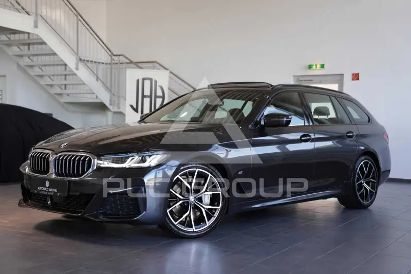 2023 BMW 530
