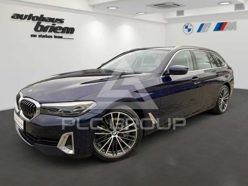 2023 BMW 530
