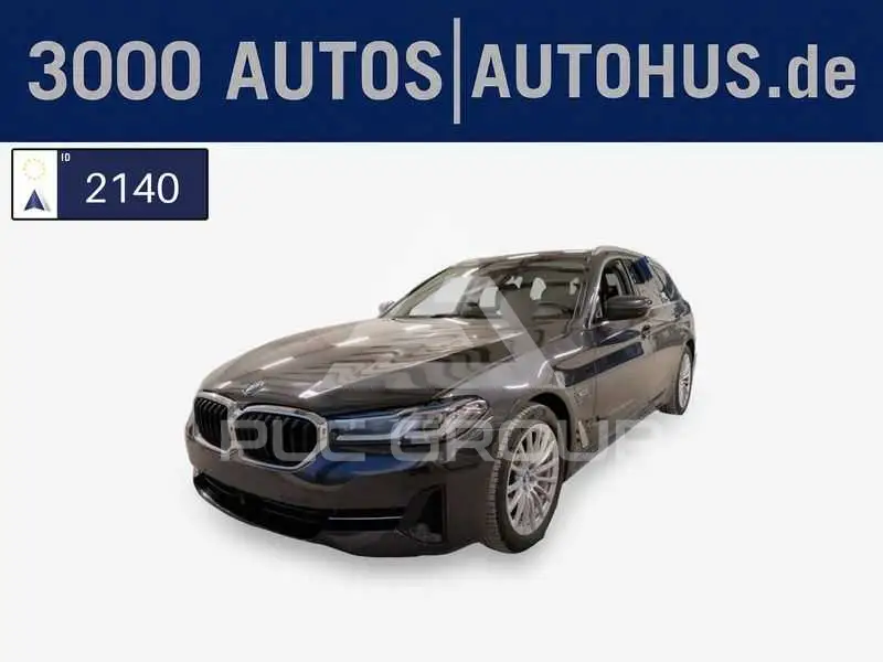 2023 BMW 530