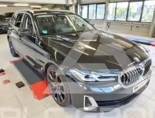 2023 BMW 530