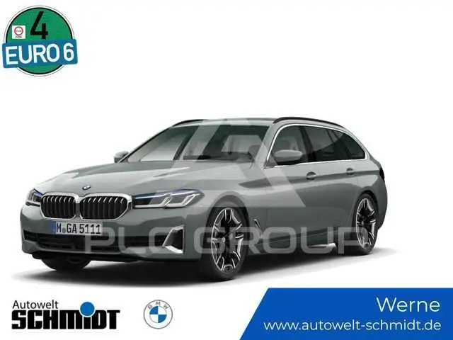 2023 BMW 530